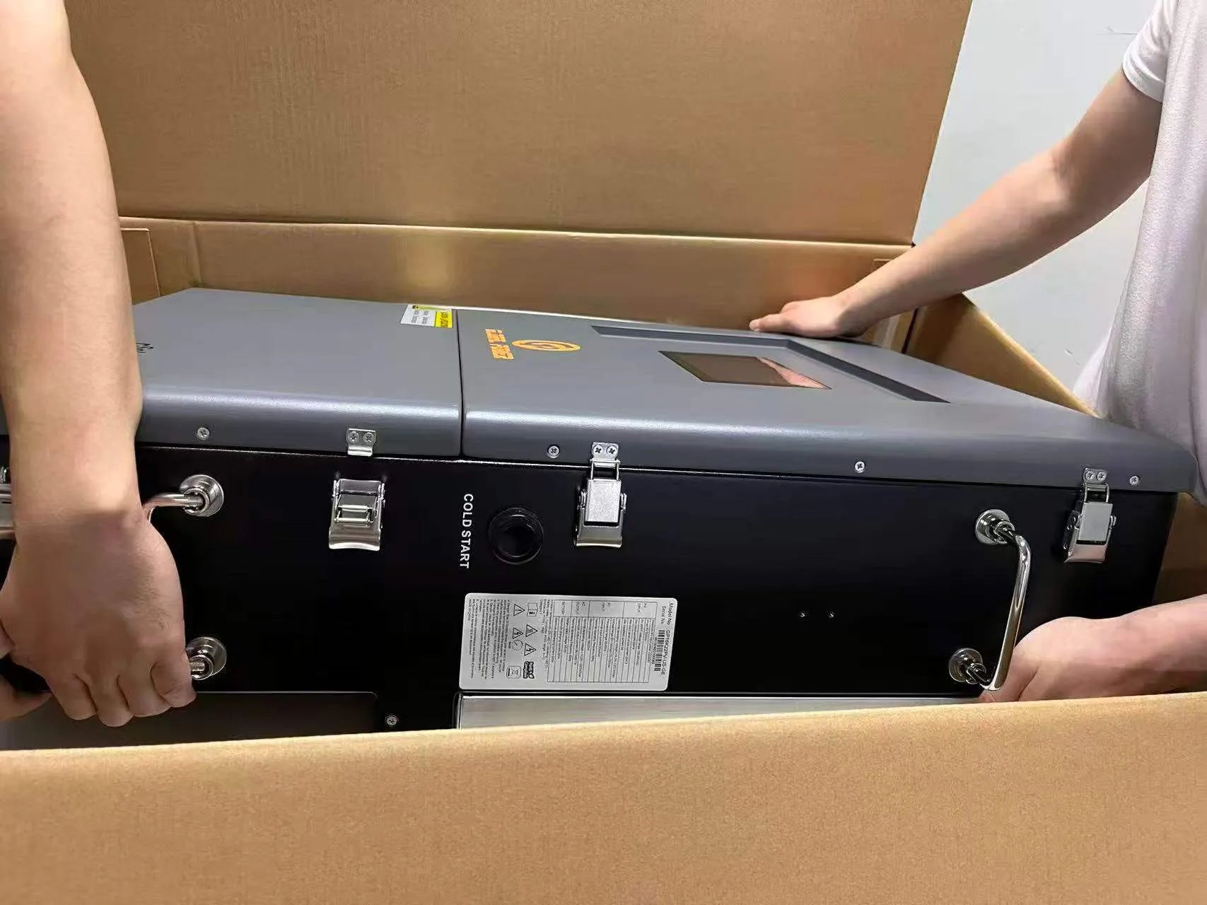 Global Power 16kW/22kPV Hybrid Solar Inverter - Image 19
