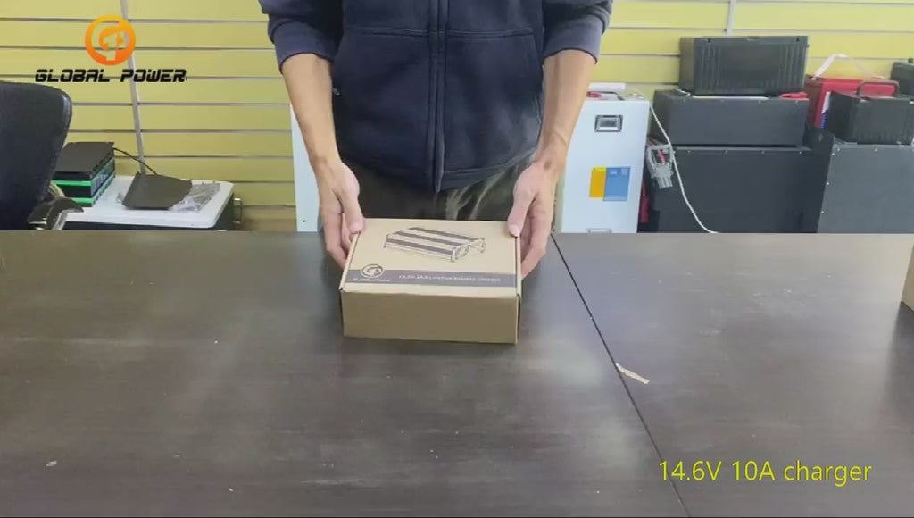 Charger 14.6V 10A LiFePO4 Battery Charger